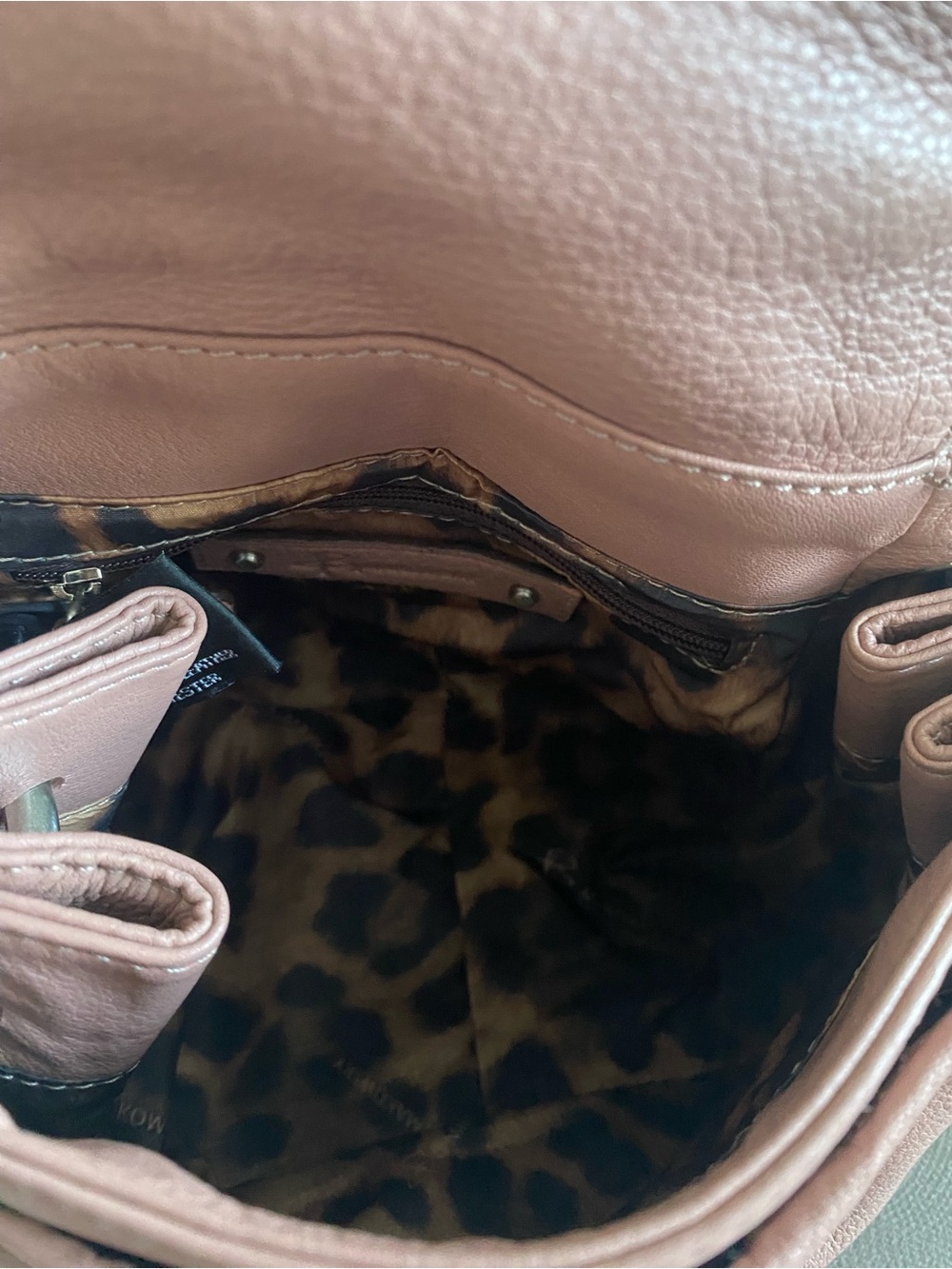 B. Makowsky Pink Leather Shoulder Bag with Chain Accent - Picture 4 of 8